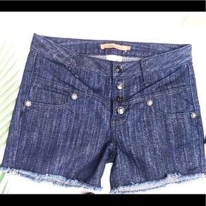 V Blue Jeans NWOT Sparkle Shorts Size 9